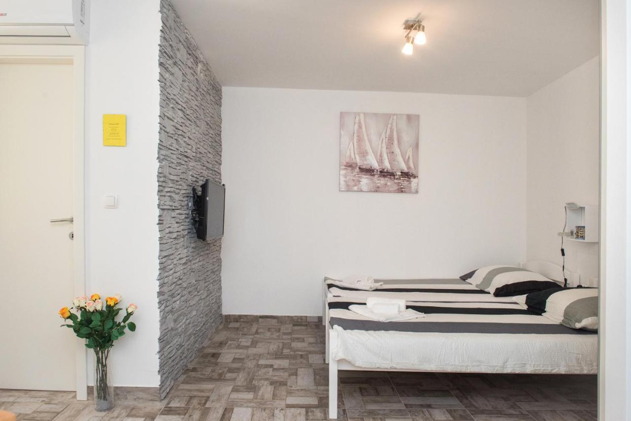Studio Apartment Bilic Šibenik Eksteriør bilde